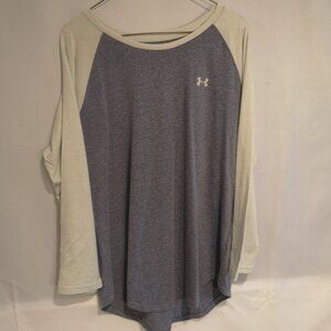 Under Armour Ladies Heat Gear Long Sleeves T-Shirt